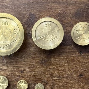 Pesas de latón vintage elegantes: decoración única para básculas de 1 a 200 gramos, doradas, pesas doradas imagen 4