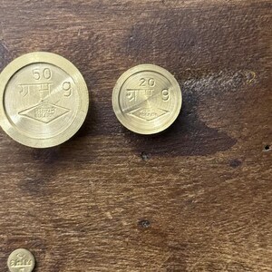 Pesas de latón vintage elegantes: decoración única para básculas de 1 a 200 gramos, doradas, pesas doradas imagen 5