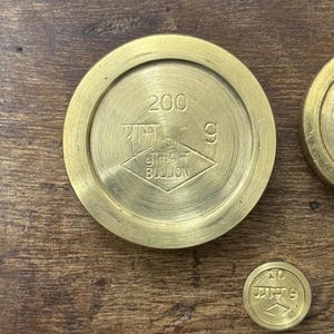 Pesas de latón vintage elegantes: decoración única para básculas de 1 a 200 gramos, doradas, pesas doradas imagen 2