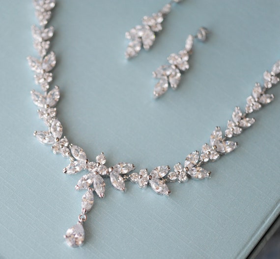 Wedding silver necklace set Clearance
