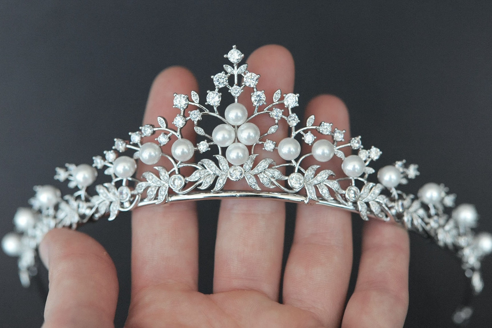 Tiara de perla tiara nupcial diadema Swarovski corona de Etsy