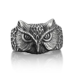 Owl Mens Ring in Oxidized Silver, Cool Birds of Prey Ring For Boyfriend, Engraved Animal Ring For Men, Pinky Bird Ring, Husband Ring Gift image 4