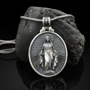 Necklace Miraculous Virgin Mary 
