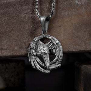 Celtic raven silver men pendant necklace, Scandinavian mythology raven man necklace in 925 silver, Odin's raven Hugin celtic knot Norse myth