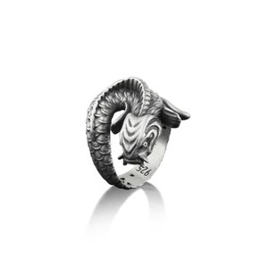 Bague cool poisson koi japonais pour homme, bague carpe pour petit ami, bague animal marin en argent sterling, bague poisson pour mari, bague homme inhabituelle image 1