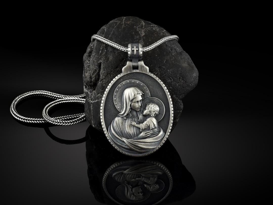 Collar de hombres de la Virgen María de plata, colgante del Niño