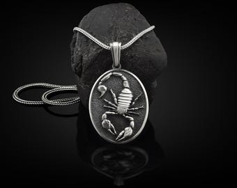 Naszyjnik męski ze srebra próby 925 ze Skorpionem, biżuteria męska ze znakiem zodiaku Skorpion, wisiorki ze Skorpionem, naszyjnik z horoskopem, naszyjnik ze zwierzęciem