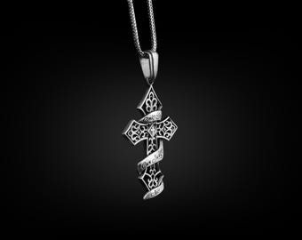 つけるだけで愛される！！イエス・キリストペンダント！ 925 スターリングシルバー イエス十字架ネックレス、キリスト