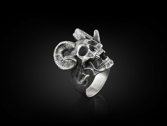 Demon Skull Ring in Sterling Silver, Ram Skull With Horns