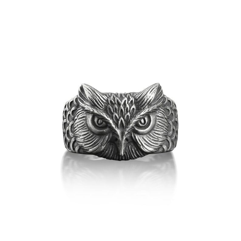 Owl Mens Ring in Oxidized Silver, Cool Birds of Prey Ring For Boyfriend, Engraved Animal Ring For Men, Pinky Bird Ring, Husband Ring Gift image 1