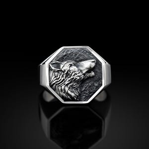 Handmade Howling Wolf Mens Ring, 925 Silver Wolf Signet Mens Ring, Men Wolf Ring, Sterling Silver Polished Wedding Men Jewelry, Ring For Men