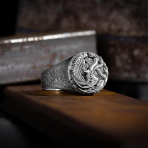 Silver man ring with stark targaryen wolf dragon GOT, Handmade antique style wolf and dragon rings, Good mtyh silver jewelry, Husband gifts