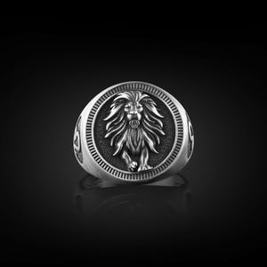 Leo Pinky Signet Mens Ring in Silver, Engraved Zodiac Sign Signet Ring For Men, Leo Jewelry, Horoscope Ring For Husband, Astrology Ring