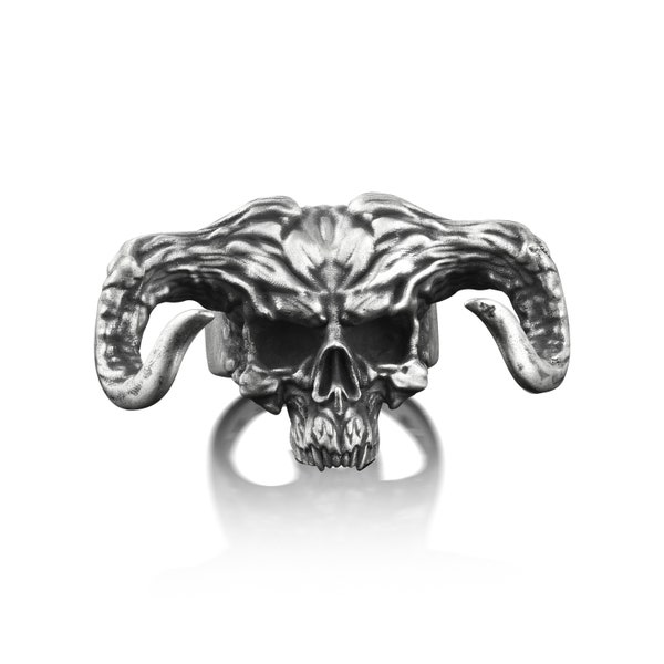 Bull Skull Punk Ring For Men, Oxidized Fantasy Gothic Ring in Sterling Silver, Unusual Goth Ring For Best Friend, Biker Ring For Husband