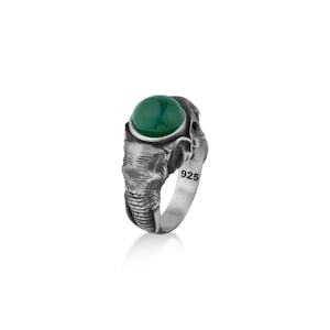 Sterling Silber gravierte Elefanten Ring mit grünem Jade Stein, Glücksring mit Achat Stein, handgemachter Tierring mit grüner Jade für Männer