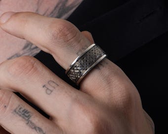 Nordic Interwoven Eternity Knot Silver Band Ring, Celtic Scandinavian Mythology Wedding Band Jewelry Boyfriend