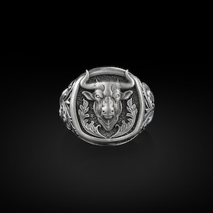 Anillo de sello floral de Tauro del Zodíaco para hombres en plata de ley, anillo de sello de toro meñique para hombres, anillo de animal meñique, joyería de hombres de plata del horóscopo
