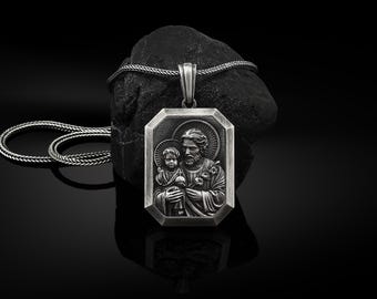 Personalized Saint Joseph Men's Necklace, Saint Joseph Religious Man Pendant, Religious Men Medallion, Persanlized Christian Unisex Necklace