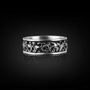 Carved Leaf Motif Promise Ring For Him, Oxidized Rococo Ornament Mens Wedding Band Ring in Sterling Silver, Floral Engagement Ring For Men
