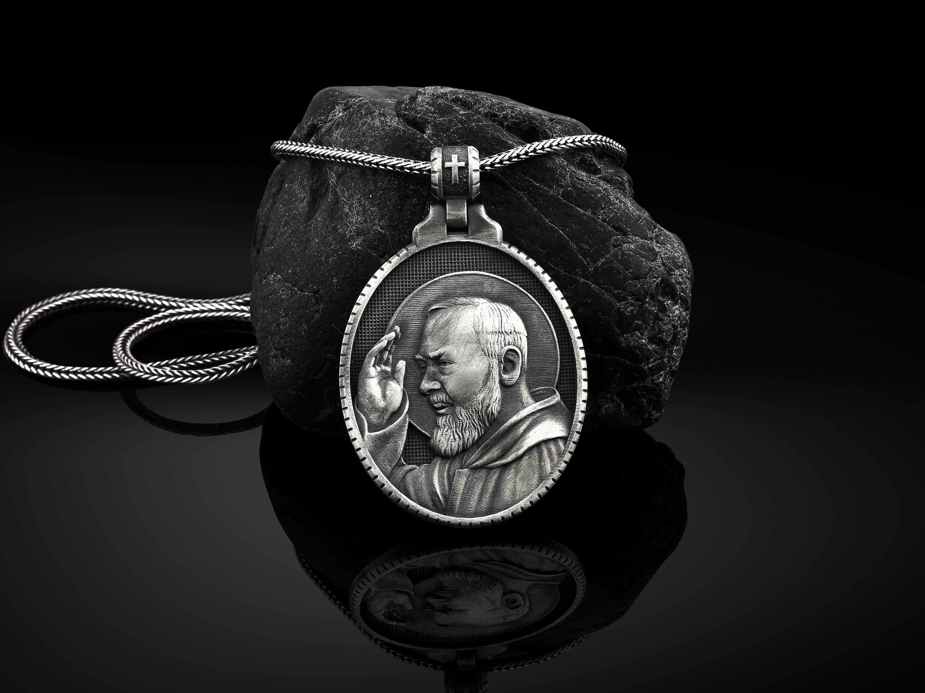 Pendentif Argent 925 Saint Padre Pio (Saint Pio) - Dorure - Neuf Avec Écrin - Homme