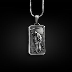 Azrael mit Sense Halskette, Engel des Todes Gravur Halskette, Sterling Silber personalisierte Halskette, anpassbare Halskette, Gedenkgeschenk