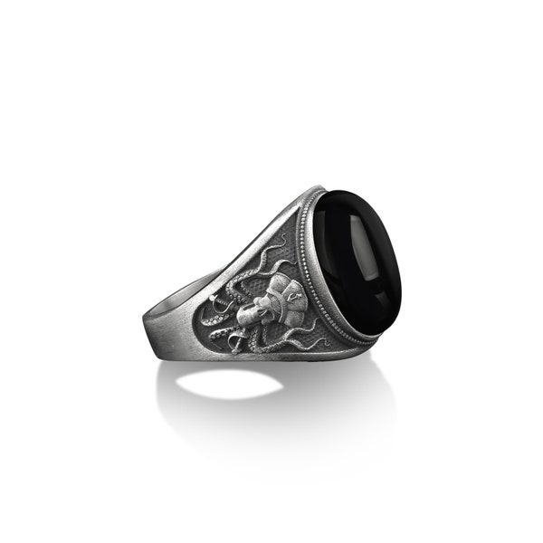 Chevalière pieuvre chevalière homme, bague homme onyx noir ovale, bague homme pirate argent, bague homme pieuvre onyx marin, bague cadeau argent mari