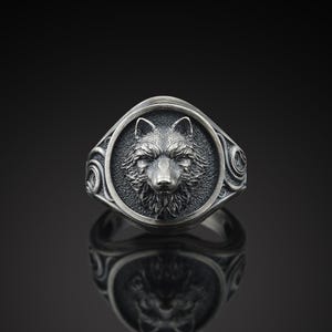 Handmade Wolf Sterling Silver Men&#39;s Signet Ring, Wild Wolf Boho 925 Silver Man Ring, Alpha Majestic Wolf Men Rings, Jewelry Gift For Mens