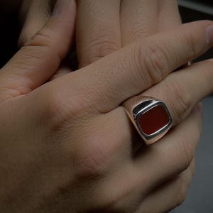 Red agate minimalist ring for promise, Statement ring with flat carnelian gemstone on top in 925 sterling silver, Fashion agate ring as gift