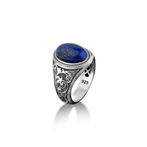Lapis lazuli in victorian style mens vintage ring, 925 sterling silver floral engraved blue stone men ring, Unique wedding men gemstone ring
