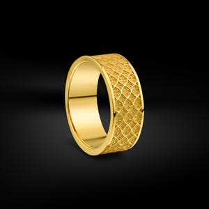 Unique gold men band ring, Embossed four leaf clover mens gold ring, Clover luck men gold wedding band, Gentlemen dainty 18k gold men ring