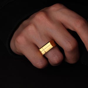 Unique personalized gold men rings, Engraved mens signet ring in 14k yellow gold, Plain gold signet ring, 18k gold modern ring for boyfriend