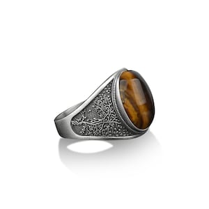 Levensboom zilveren yggdrasil herenring met tijgeroogring, edelsteen zegelring herenring, Yggdrasill familiering, zegelring edelsteen cadeauringen