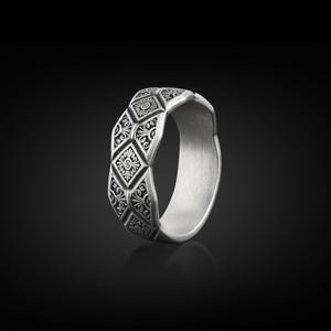 Anillo geométrico de estilo victoriano para hombre en plata de primera ley, anillo de boda para hombre Fleur de lis, anillo de promesa de estilo vintage, anillo floral para hombre