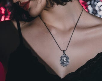 Gorgon medusa men pendant necklace in silver, Custom personalized greek mythology necklace for mama, Custom name pendant, Greek mythology