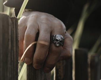 Skull and Leaves Skull Biker Ring, 925 Sterling Silver Gothic Jewelry, Wiccan Ring, Fantasy Ring, Friendship Ring, Witch Ring, Memorial Gift