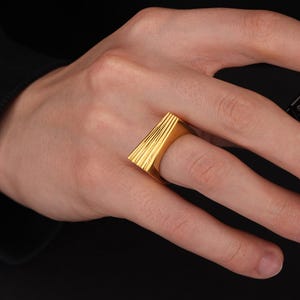 Minimalist handmade personalized gold men wedding ring, Extraordinary 18k gold signet rings, 14k gold men ring for boyfriend, Birthday gifts