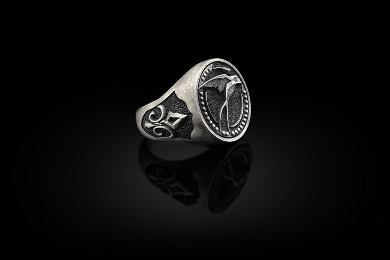 Zireael The Witcher Symbol Engraved Silver Ring Etsy