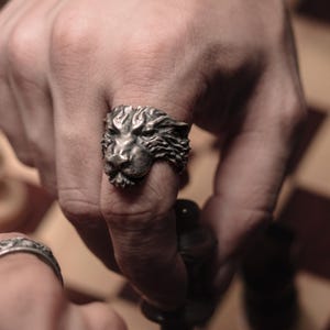 Lioness sterling silver biker ring for men, Feminine leo ring for birthday, Animal ring for dad gift from daughter