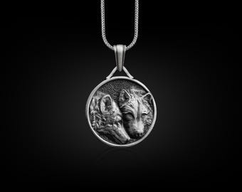 Wolf Family Personalized Necklace, 925 Sterling Silver Engraved Necklace, Animal Necklace, Wolf Jewelry, Customizable Necklace, Family Gift