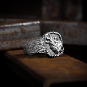Wolf ring for men textured in sterling silver, Scandinavian fenrir wolf ring, Silver gift ring for boyfriend, Animal lover gift man jewelry