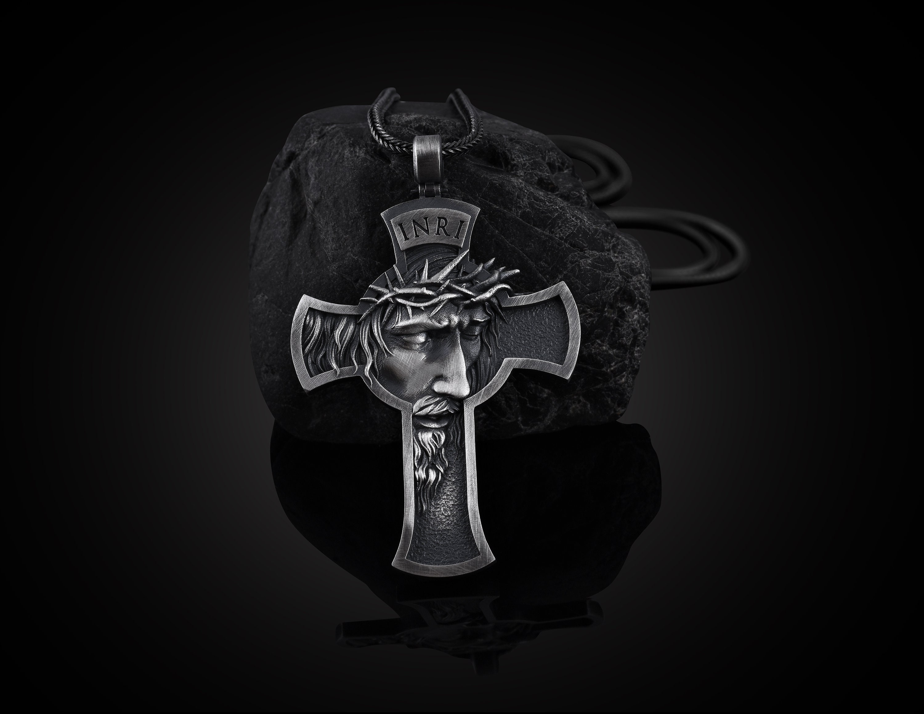 Jesus Crucifix Necklace Christ Jesus 