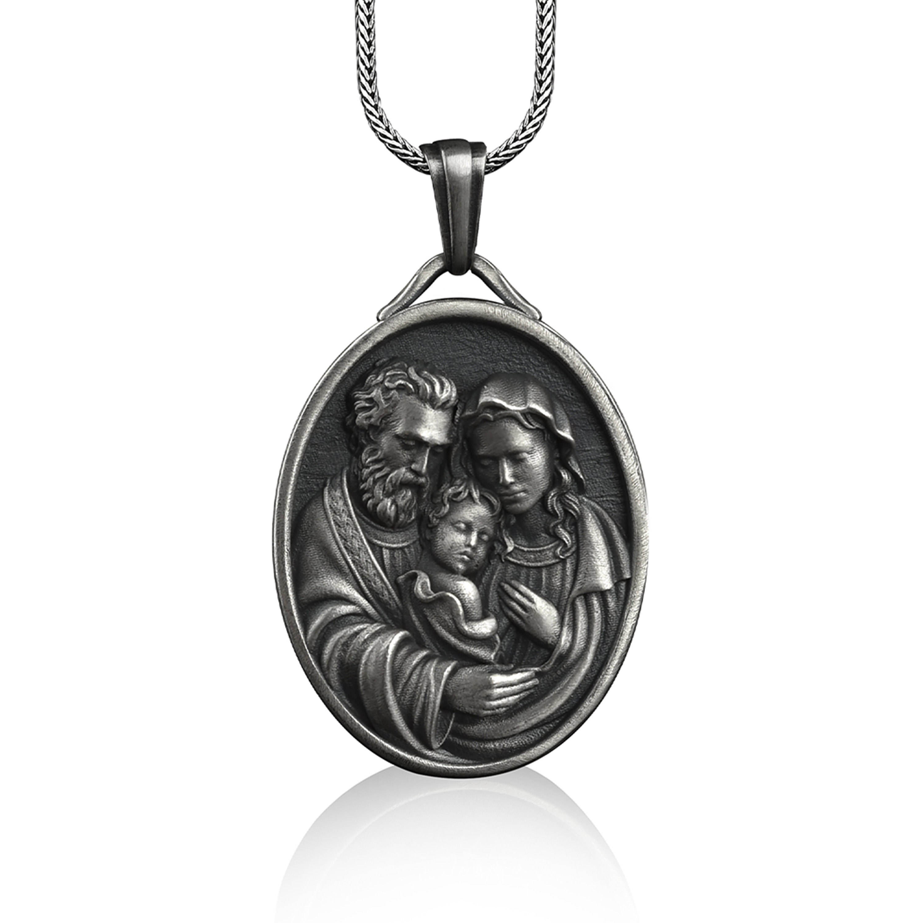 The Holy Family Silver Oval Pendant, Customizable Christian Necklace,  Catholic Wedding Gift, Handmade Religious Charm Necklace, Men Gift -   Finland