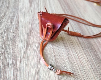 Marsupio in pelle da collo, Borsa porta-medicinali in pelle, Marsupio per amuleti, Marsupio per medicinali, Porta-amuleti, Marsupio per cristalli, Collana porta-cristalli, Borsa da collo