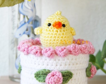 Jimin Chick and Roses Mini Crochet Cake Box