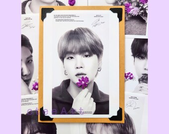 BTS Suga Yoongi Monochrome Embroidered Flowers Greeting Card