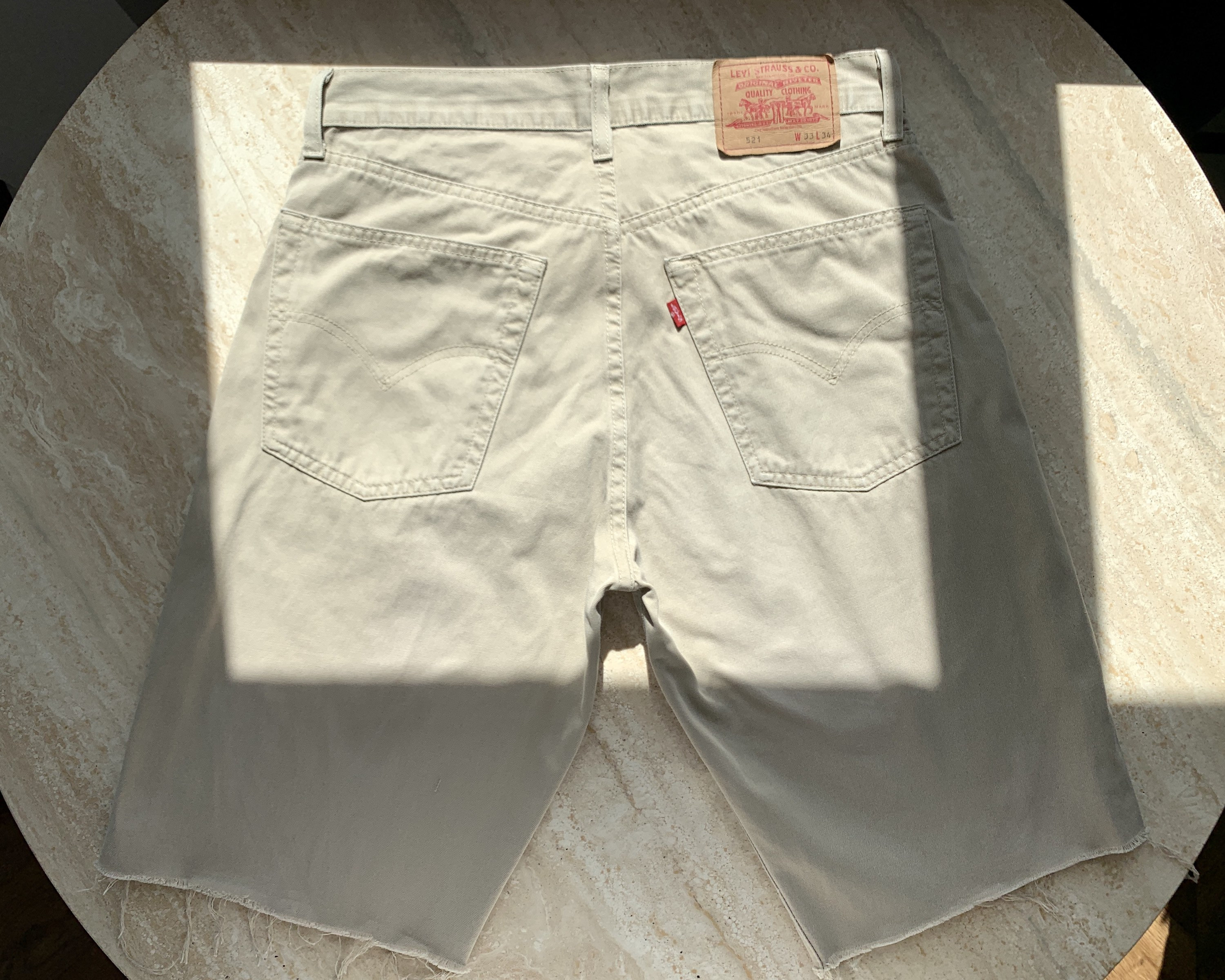 Vintage LEVIS 90s Cargo Shorts / High 