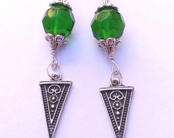 Emerald green earrings Victorian silver earrings filigree earrings Boho Earrings Bohemian earrings Antique earrings emerald green jewelry