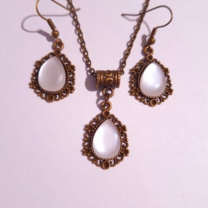 Victorian Bronze white jewelry set pearl set necklace earrings Gothic jewelry set Boho set Vintage faux Mother of pearl jewelry set gift set