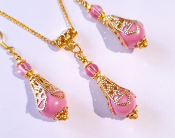 Pink Pearl Gold Victorian jewelry set filigree gold set necklace and earrings Boho pink pearl jewelry set Antique style set pink jewelry