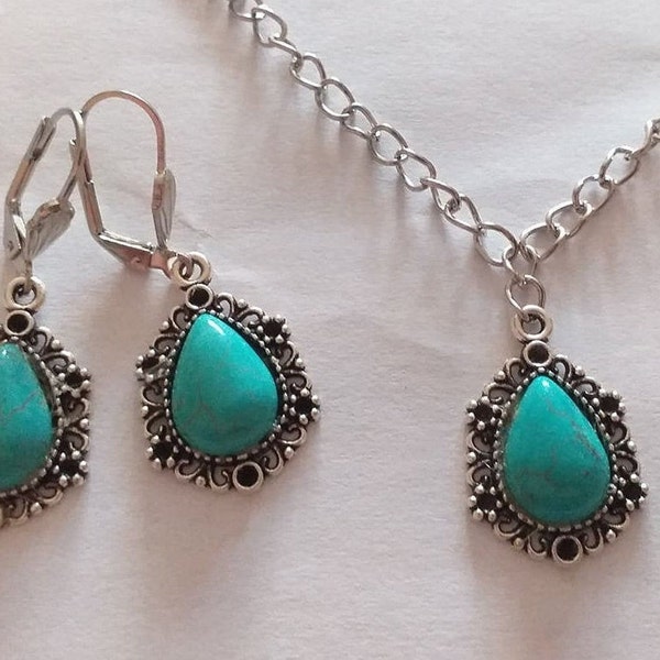 Turquoise set Victorian necklace and earrings Bohemian necklace and earrings Silver turquoise pendant set Vintage style turquoise necklace